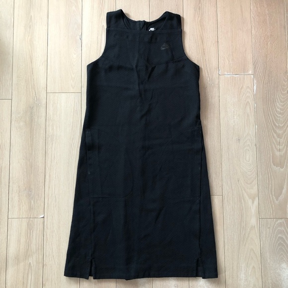 Nike Sportswear Tech Pack Sleeveless Dress in Black Size S - Picture 2 of 13